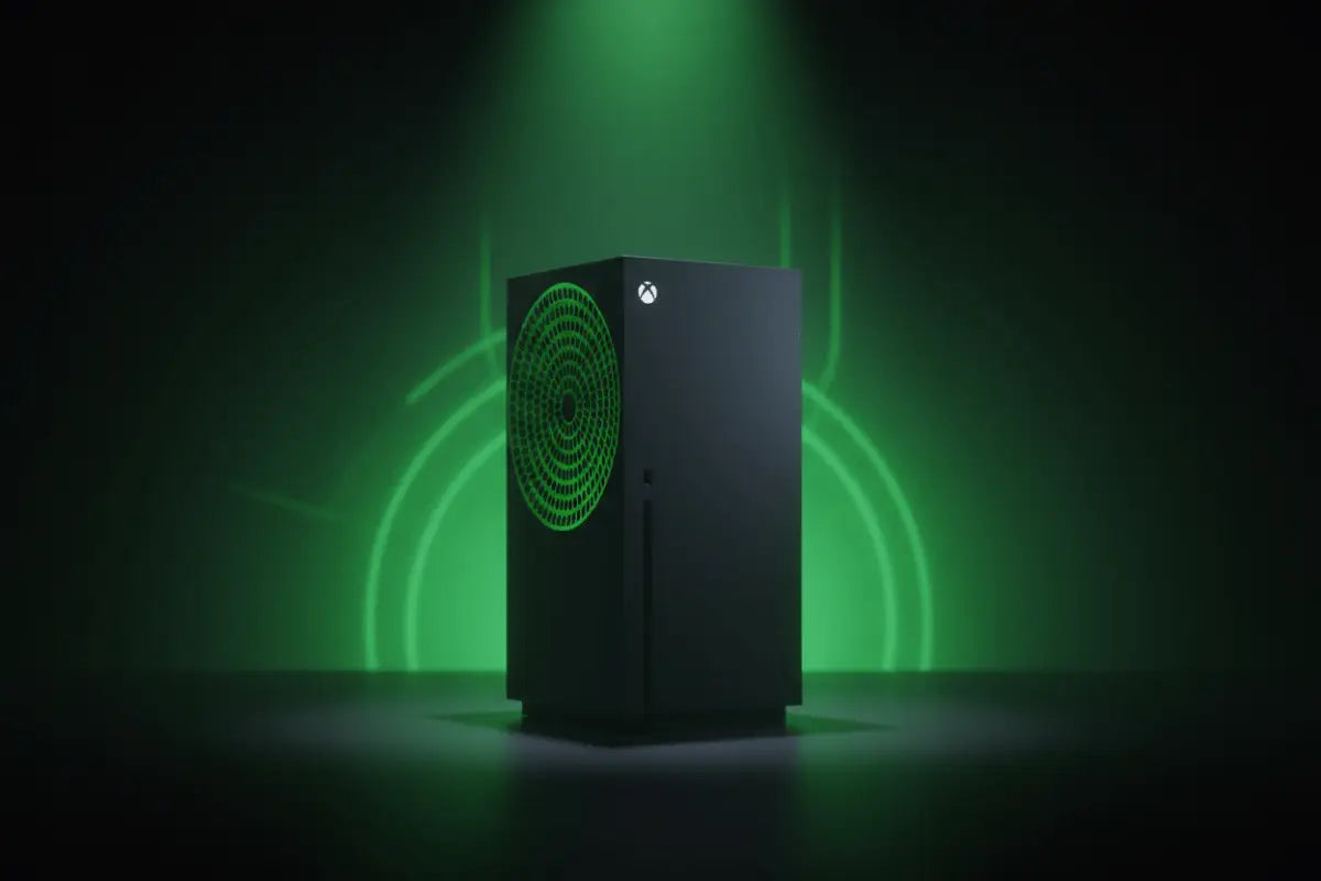 Consola Xbox Series X preta com uma ventoinha circular verde brilhante e o icónico logótipo Xbox no topo.